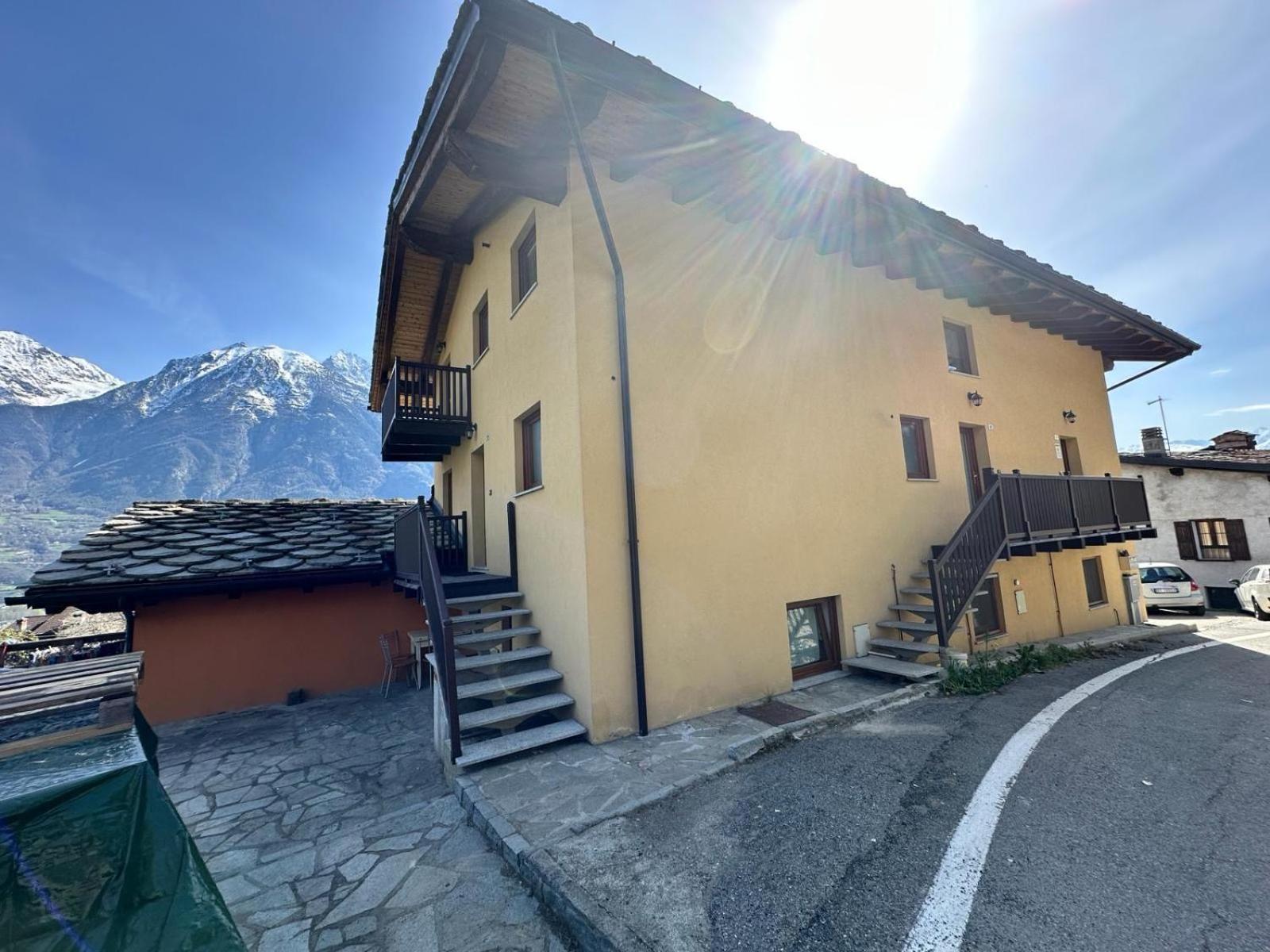 Grazioso Appartamento 1 Aosta Exterior photo